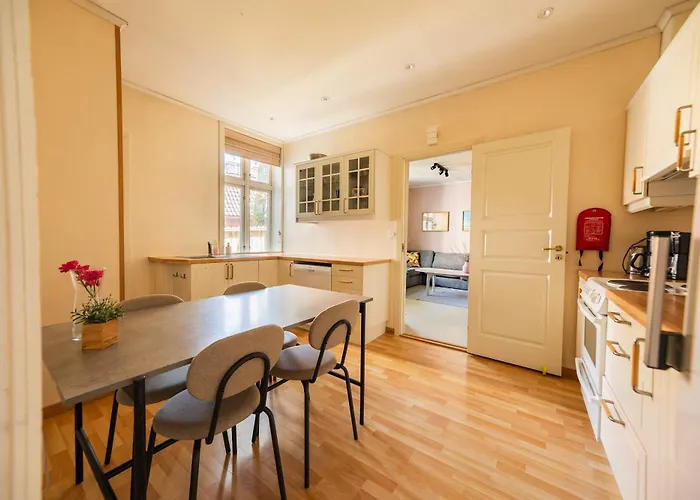 Apartment Family-friendly Spacious 4br Near Downtown & Ocean Bergen