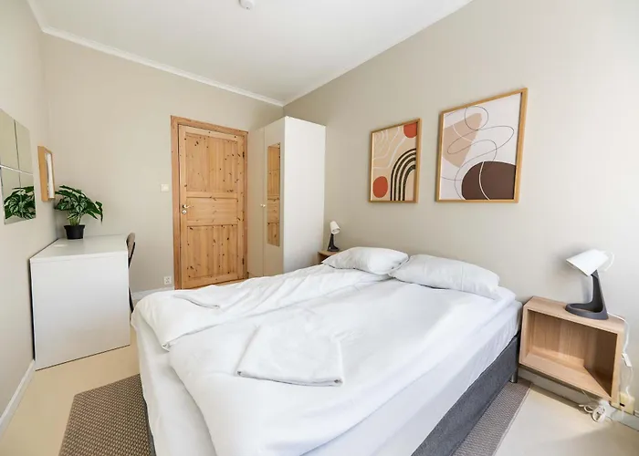 Family-friendly Spacious 4br Near Downtown & Ocean Lejlighed